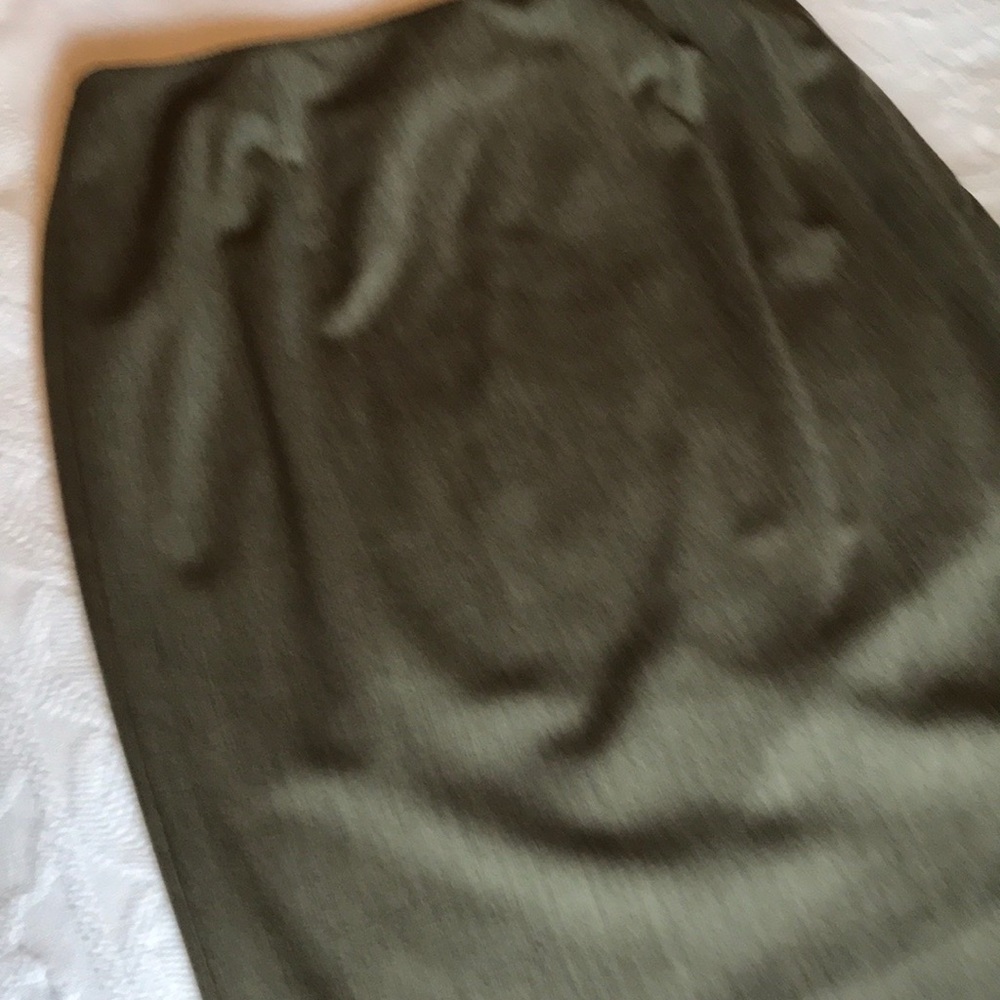 Jones New York brown skirt